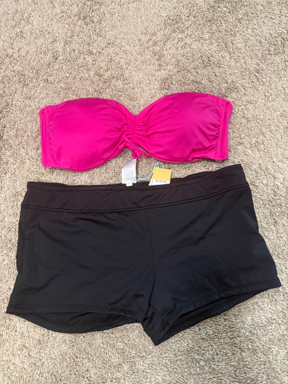 Kona Sol Bikini top & Swim shorts- XL